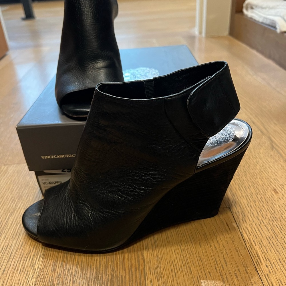 Vince Camuto Black leather sling back wedge. Like new